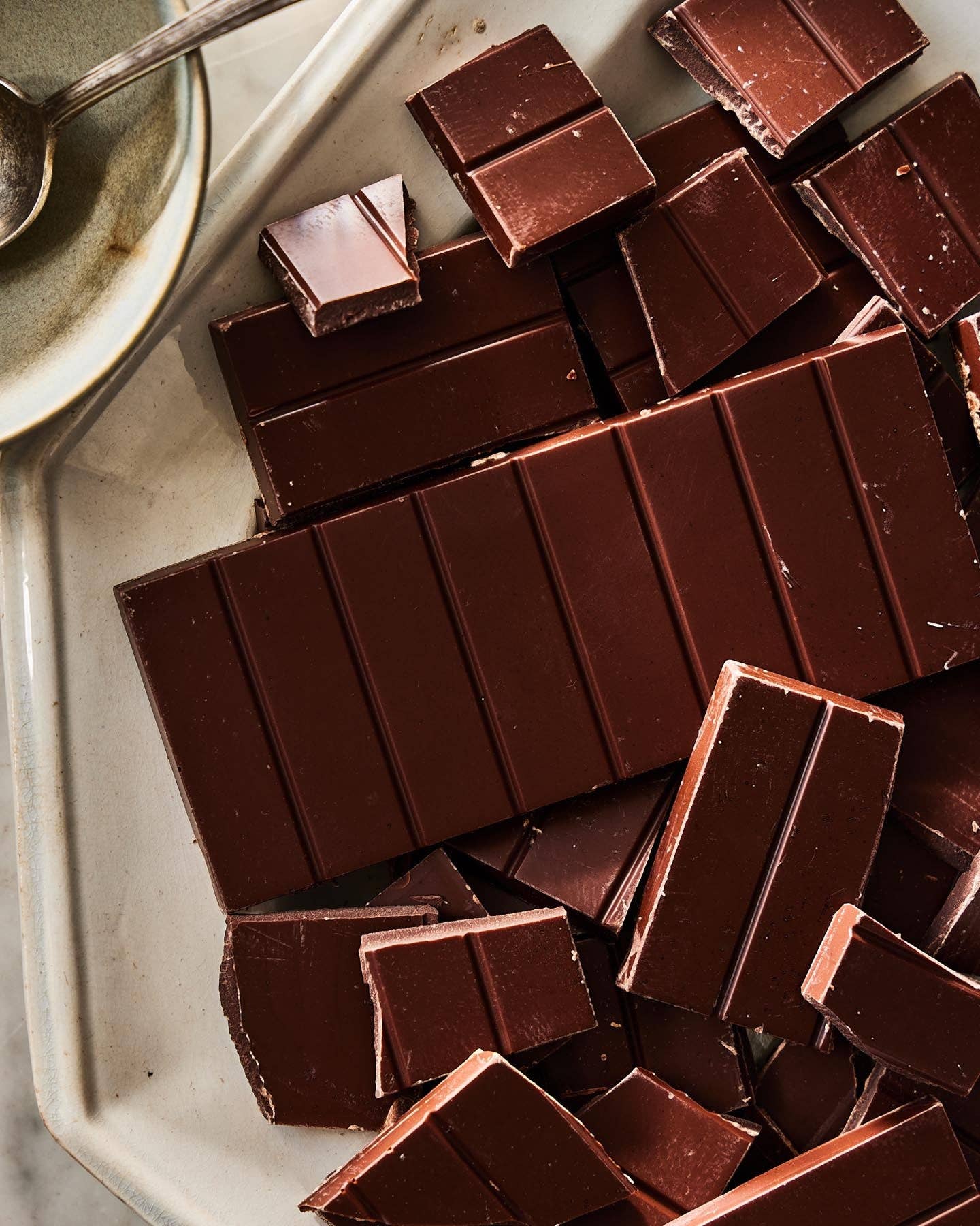 Organic Oat Milk Chocolate 50% Cacao: Classic Bar: 2.5 oz - Heartfelt Gift Box