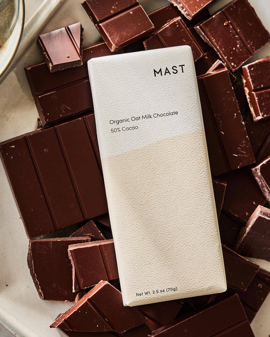 Organic Oat Milk Chocolate 50% Cacao: Classic Bar: 2.5 oz - Heartfelt Gift Box