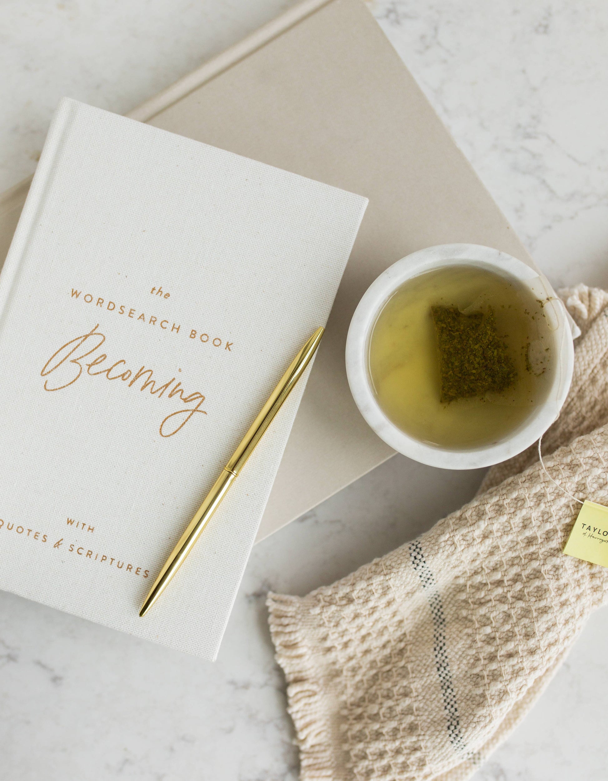The Wordsearch Book: Becoming - Heartfelt Gift Box