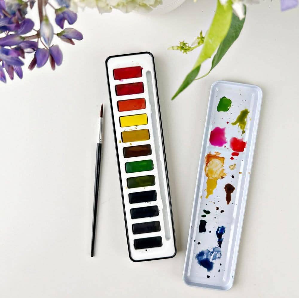 Watercolor paint set 12 colors - Heartfelt Gift Box