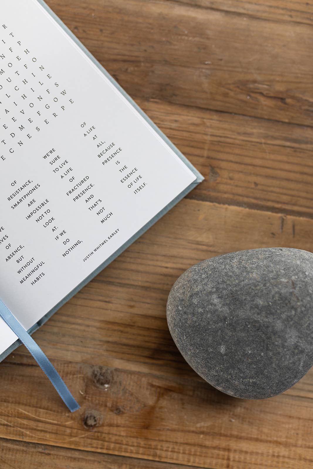 The Wordsearch Book: Presence - Heartfelt Gift Box