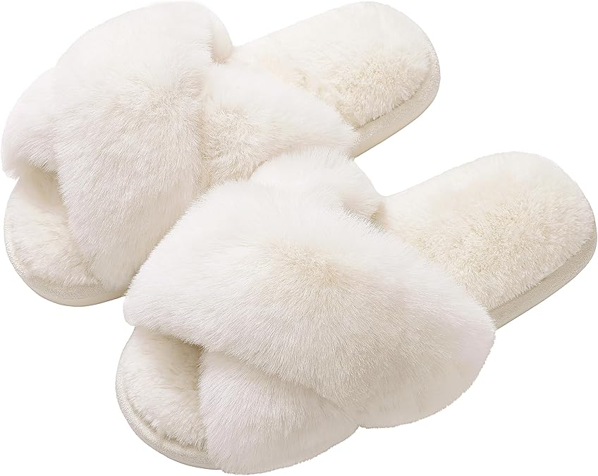 Women's Fuzzy Slippers | White, 8.5-9.5